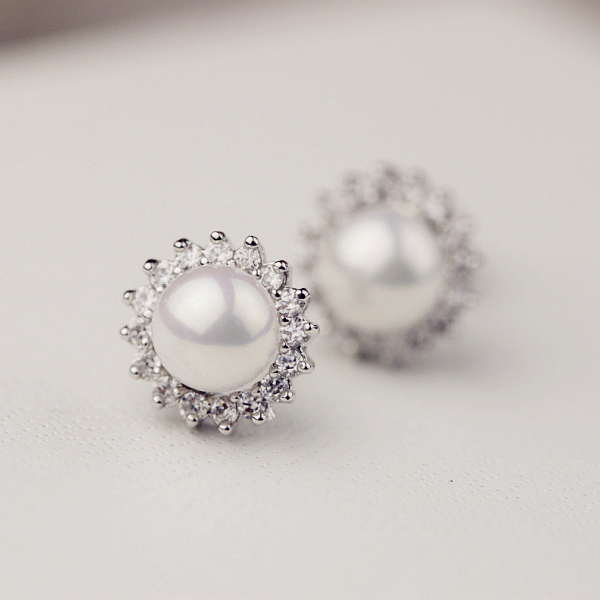 Sunflower Shape Pearl Earrings 061010 on Luulla